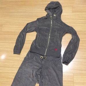 Brown Twisted Heart Sweat suit